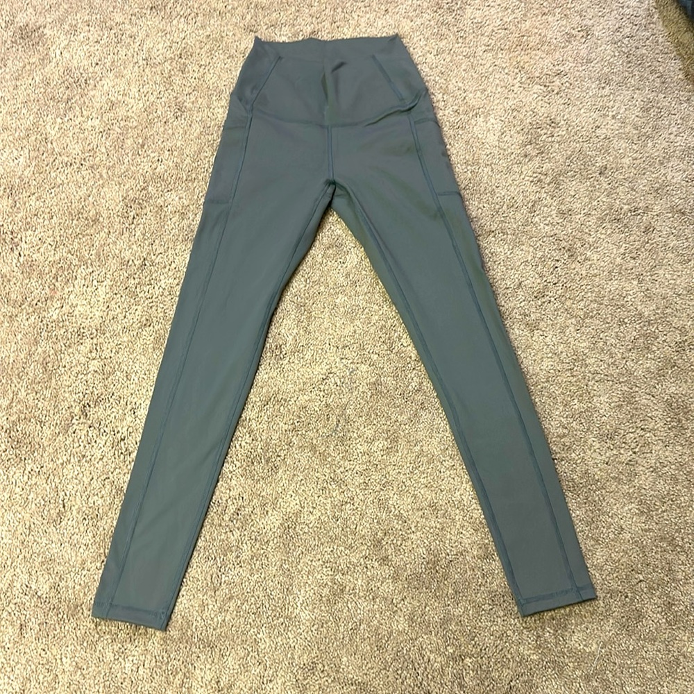 Buffbunny Luna leggings size xs grey